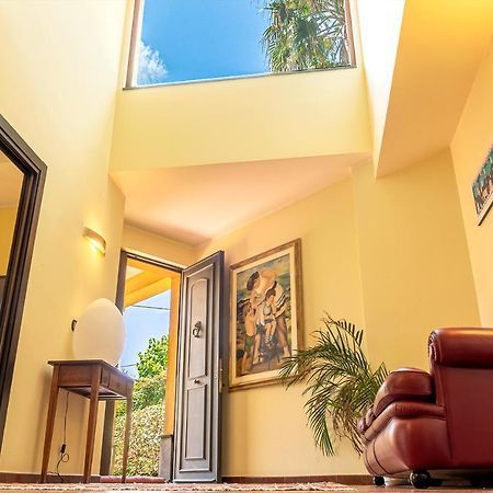 Villa Magdalena Aci SantʼAntonio Exteriör bild